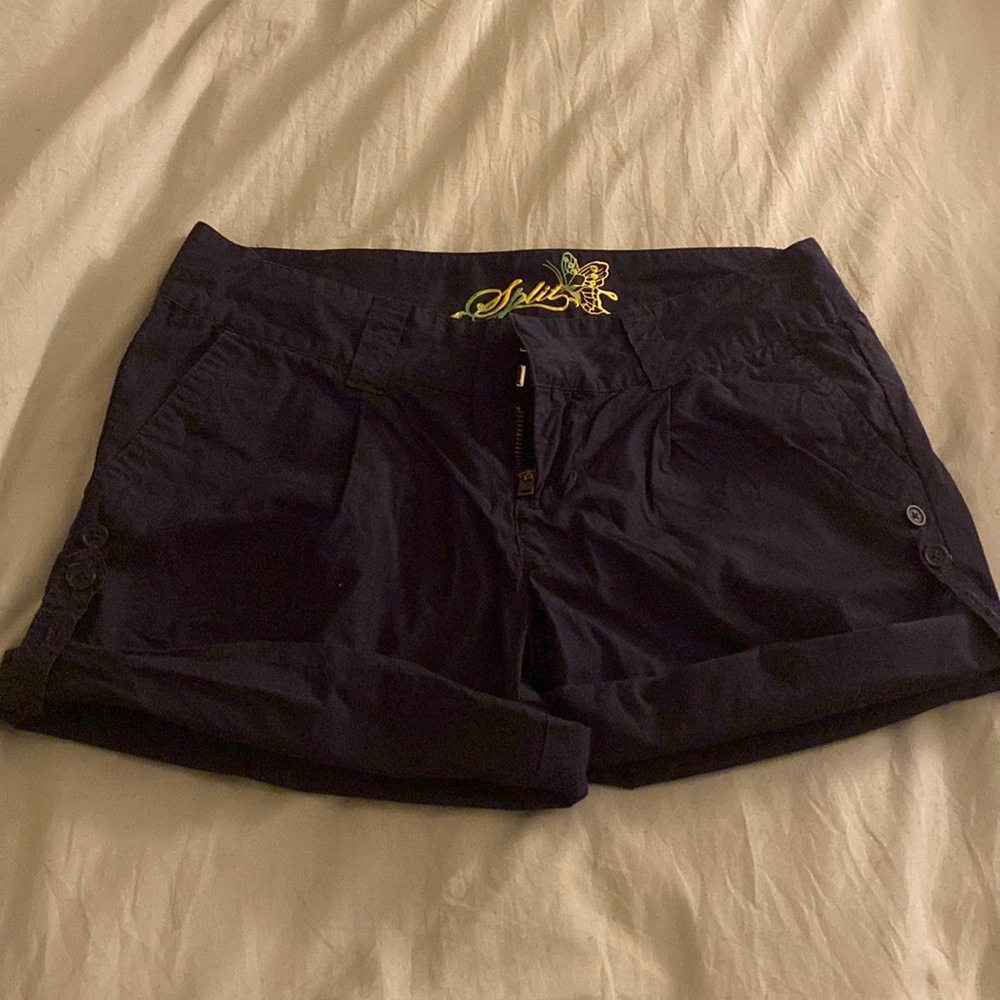 Split cuffable shorts